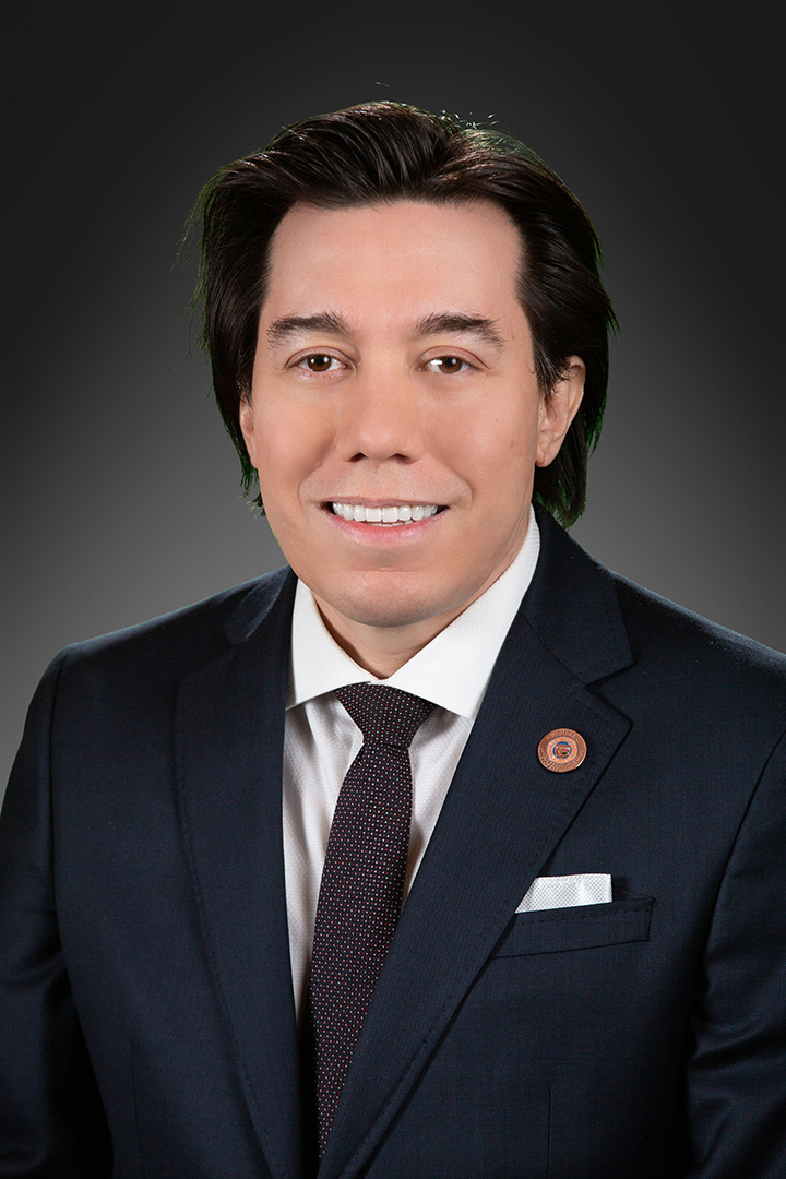 Photograph of Brian Fernandez